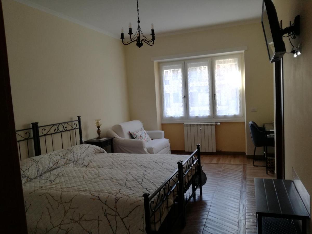 Bed&Breakfast Vacanze Romane Exterior foto