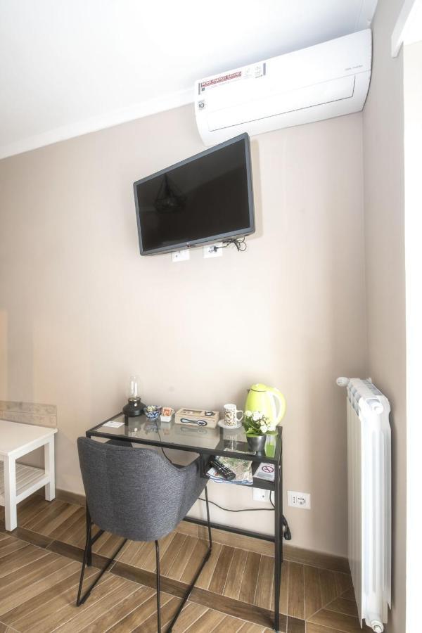 Bed&Breakfast Vacanze Romane Exterior foto
