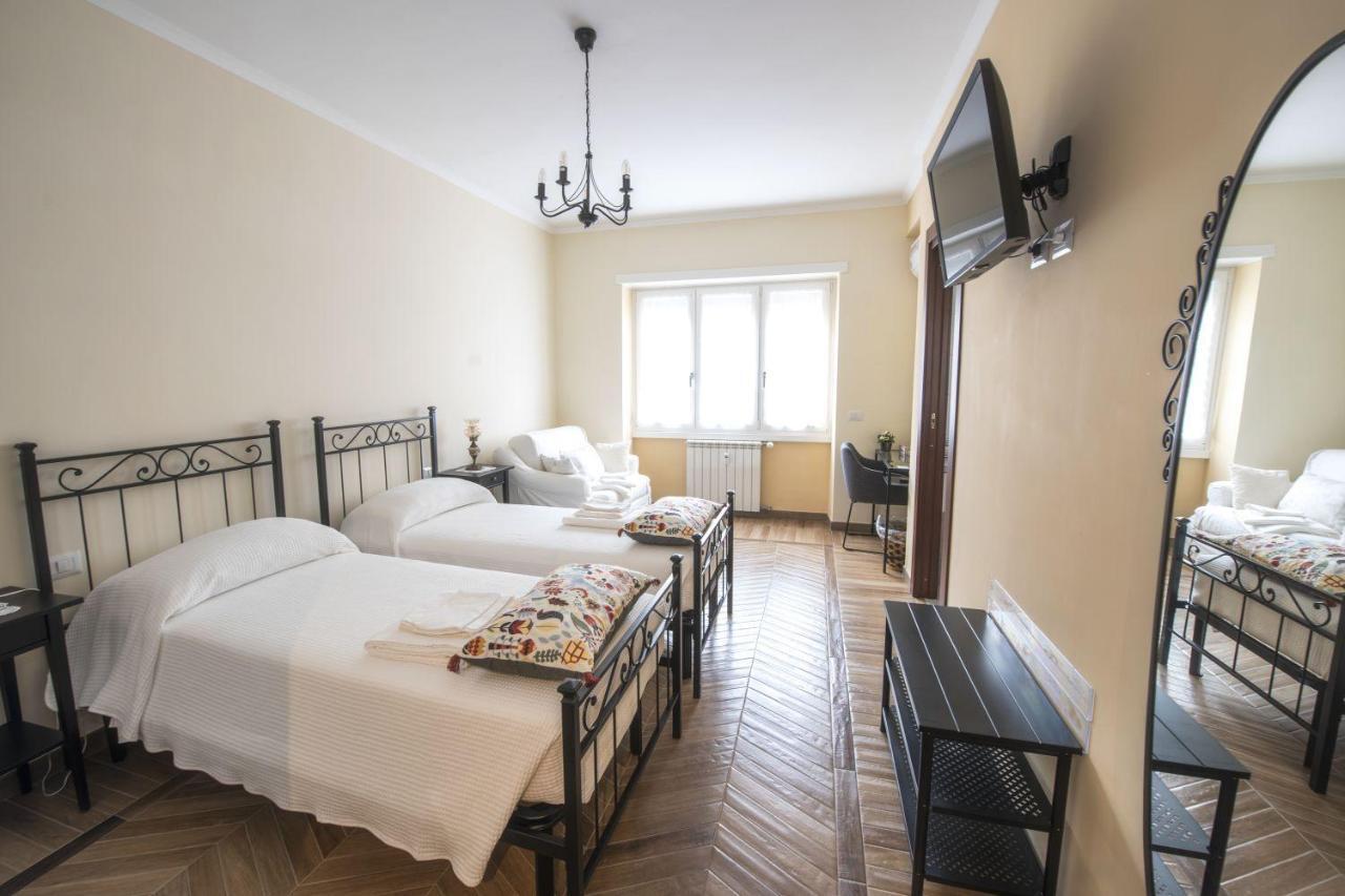 Bed&Breakfast Vacanze Romane Exterior foto